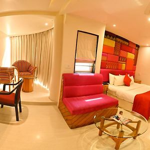 Hotel Amrta